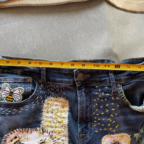 Custom Upcycled Jeans Sz 12 14 Patchwork Hand Embroidered Sashiko Boro - Picture 11 of 15